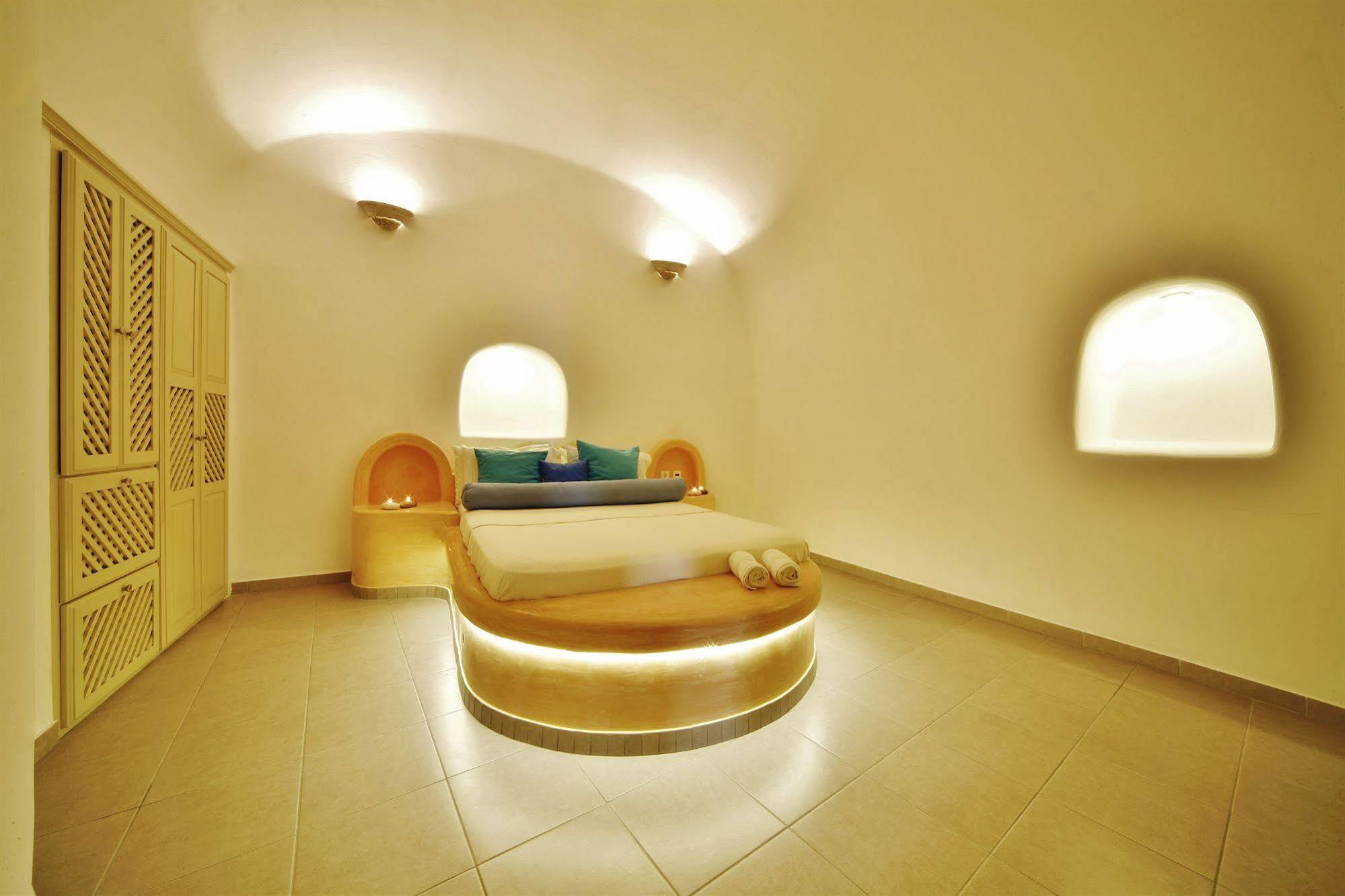 Chroma Suites Oía Buitenkant foto